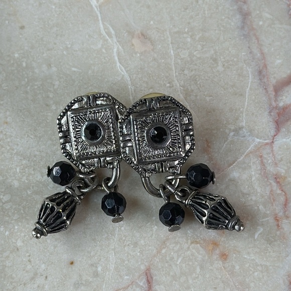 Elegant Black and Silver Dangle Earrings - Picture 6 of 6